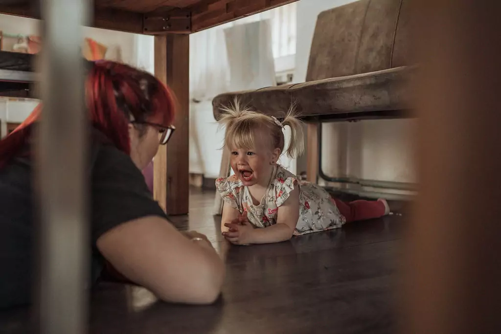 Familienbilder zu Hause