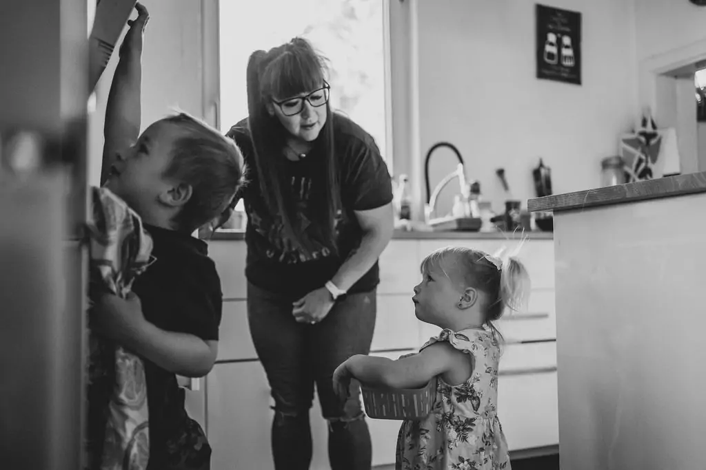 Familienbilder zu Hause